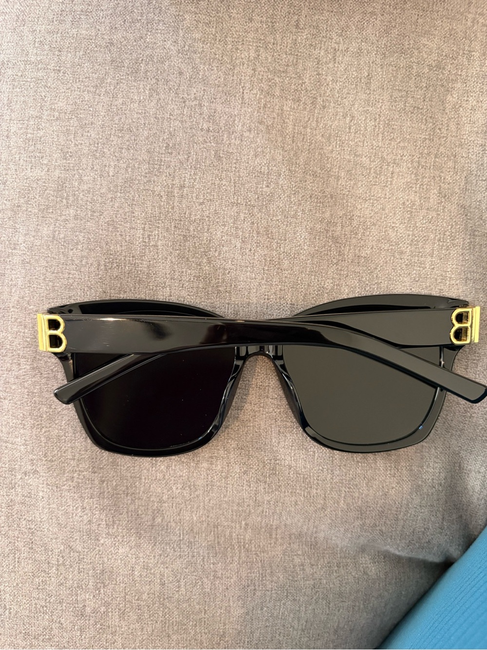 New Balenciaga Black Gray Oversized sunglasses W Gold BB Logo - Picture 3 of 9
